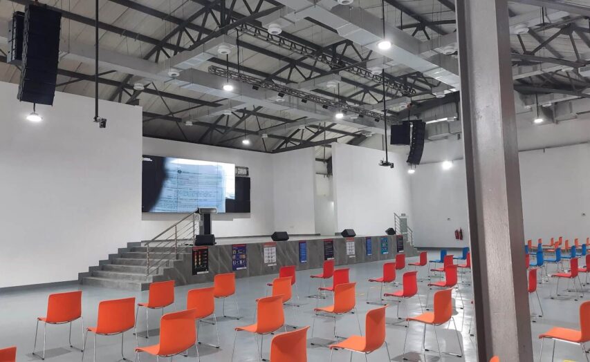 Projection System Setup by Systems Intelligenz 1